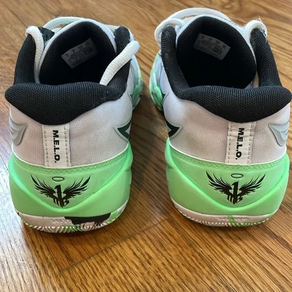 Puma Kids Mb.02 Lo Lamel-O Basketball Sneakers. Size 5. Excellent Condition.