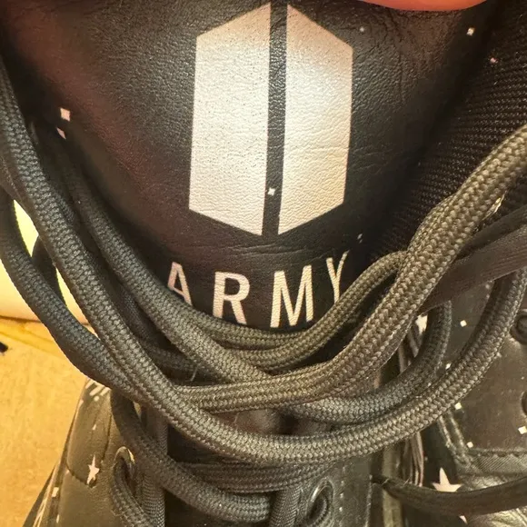 RARE BT21 Black Army Combat Boots Gothcore Women's SZ 8 Chunky K-Pop Grunge EUC