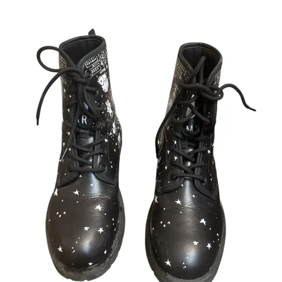 RARE BT21 Black Army Combat Boots Gothcore Women's SZ 8 Chunky K-Pop Grunge EUC
