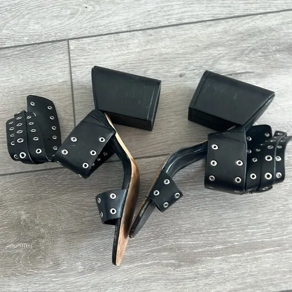 Rebecca Minkoff Carter Black Studded ankle strap block heel Sandals size 8
