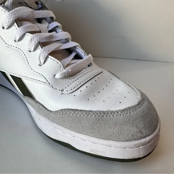Reebok BB400 Unisex Dark Green, White, &amp; Light Gray Atheletic Mid Sneaker Sz:9.5