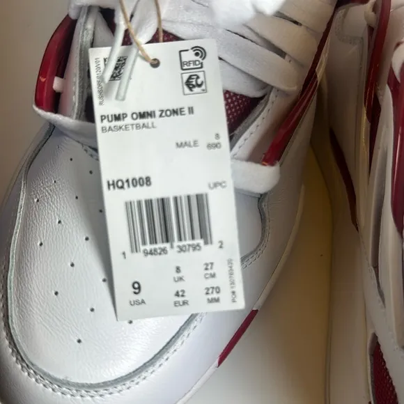 Reebok Pump Omni Zone 2 White Red Basketball Sneakers Men’s Size 9