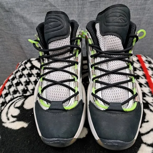 Reebok Question Minions Mens Size 10 Gru's Lab Iverson Basketball Sneakers