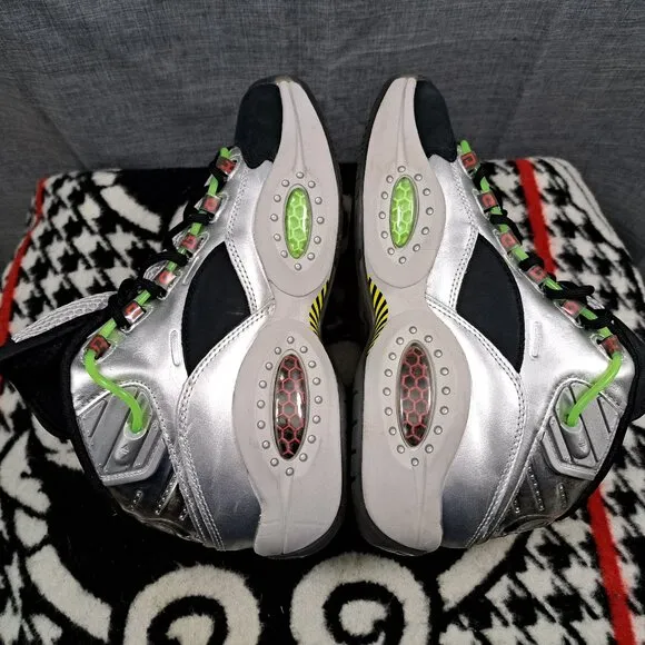 Reebok Question Minions Mens Size 10 Gru's Lab Iverson Basketball Sneakers