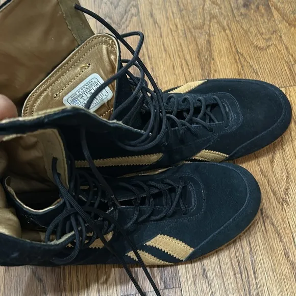 Reebok Women’s Classic LaceUp HighTop Boxing Boots Sneaker Size 7.5