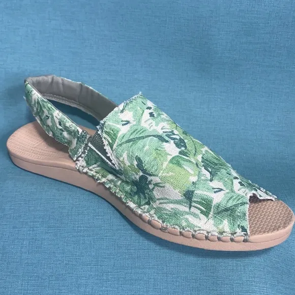 REEF SANDALS Comfortable Beach Walk Bohemian Chic Casual Vacation Slip on 8.5