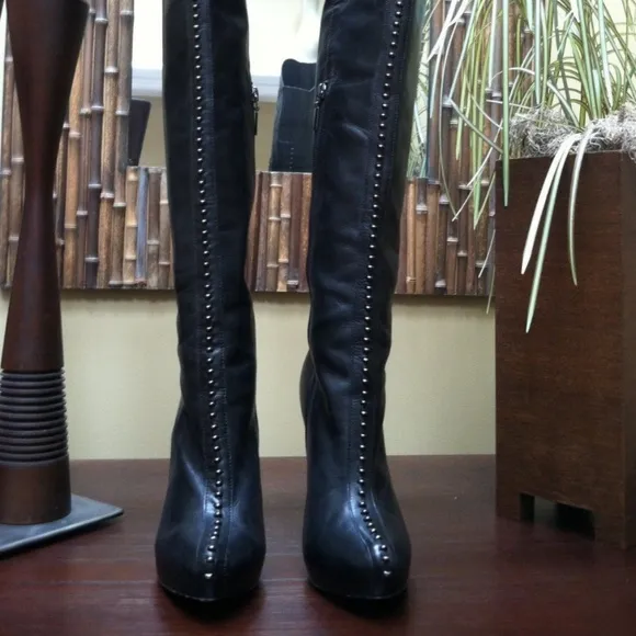 Report Signature Women Jacqueline Studded Boots -