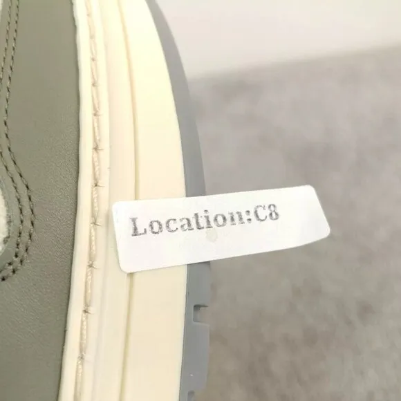 Represent Clo Reptor Low Mens Size 7.5 Shoes Khaki Cream Skater Sneakers