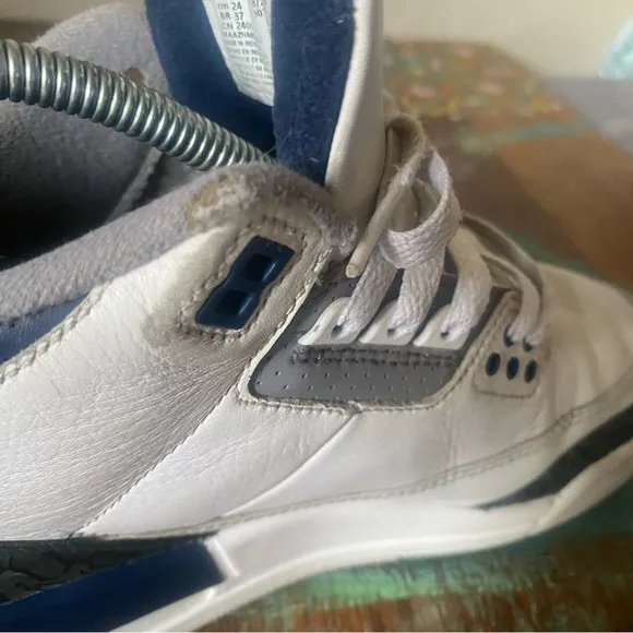 Retro Nike Air Jordan 3 Midnight Navy Size 6Y