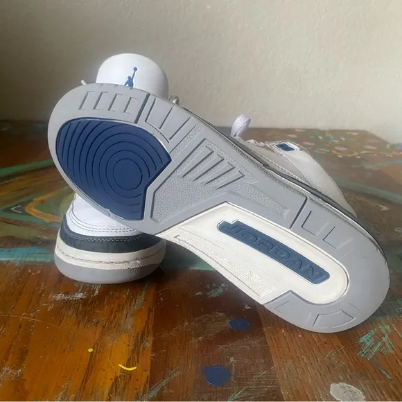 Retro Nike Air Jordan 3 Midnight Navy Size 6Y