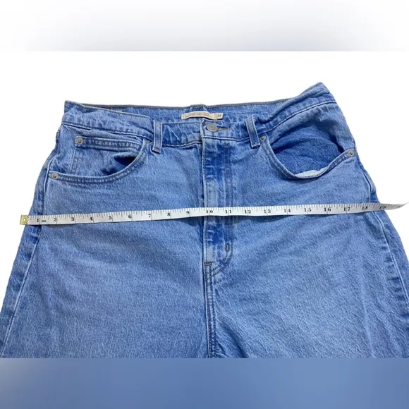 REVOLVE Levi’s Premium - 70’s High rise slim straight jeans