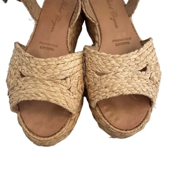 Robert Clergerie Wedge Sandals Natural Braided Woven Raffia Buckle Strap 6 1/2