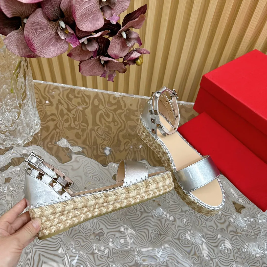 Rockstud Espadrille 45mm Silver leather sandals