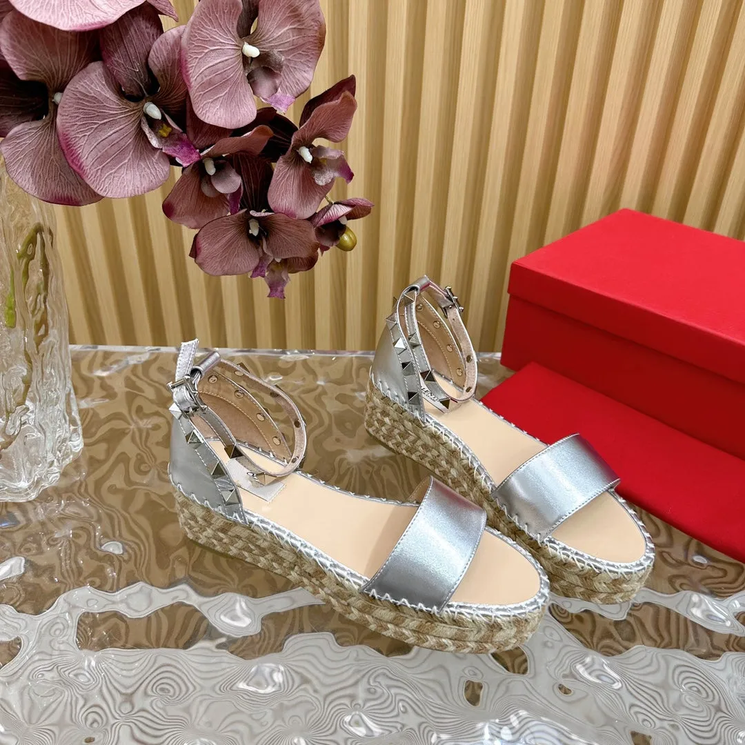 Rockstud Espadrille 45mm Silver leather sandals