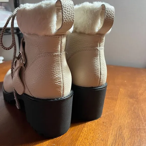Saks Fifth Avenue Leather Chunky Heel Boot Womens 9 Y2K 00s Rubber Heel White