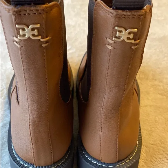 Sam Edelman Laguna Boot towny brown waterproof leather Chelsea boot.
