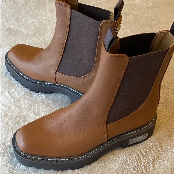 Sam Edelman Laguna Boot towny brown waterproof leather Chelsea boot.
