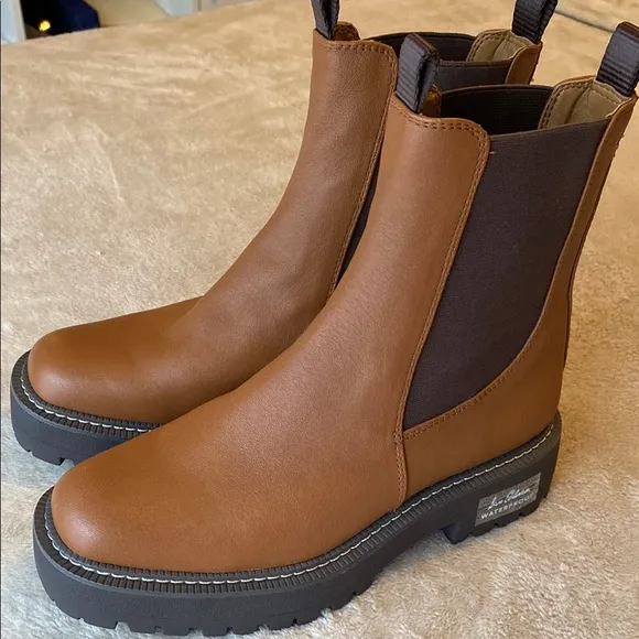 Sam Edelman Laguna Boot towny brown waterproof leather Chelsea boot.
