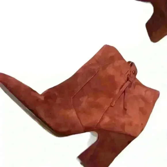 Sam Edelman Western Inspired Red Suede Niomi Pull On Ankle Boots Size 9.5​