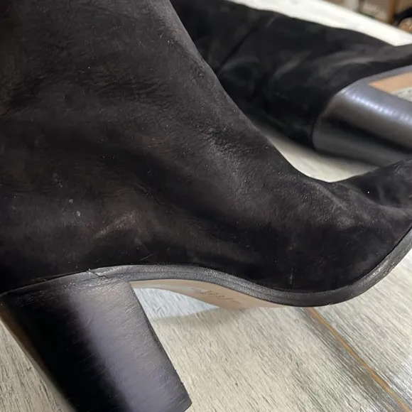 SCHUTZ Black Suede Knee High Boots with Pointed Toe size 7.5B