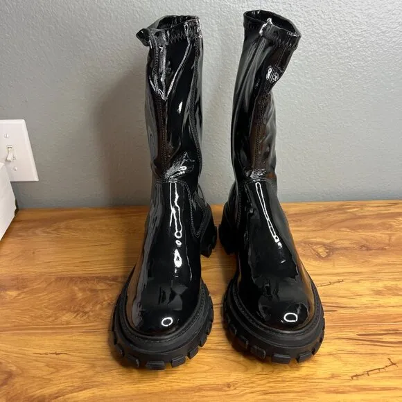 Schutz Kendy Lug Sole Combat Boots Womens Size 9.5 Black Patent Leather NEW