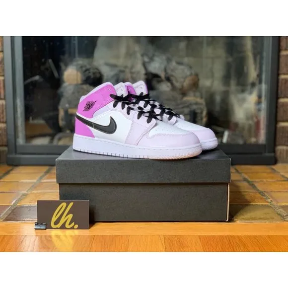 Size 6y/ 7.5w Air Jordan 1 Mid “Barely Grape” Athletic Basketball Sneakers DQ842