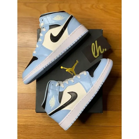 Size 6y/7.5w Air Jordan 1 Mid “Ice Blue” Athletic Basketball Sneakers 555112-401