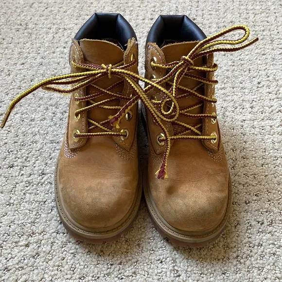 Size 8 Timberland boots