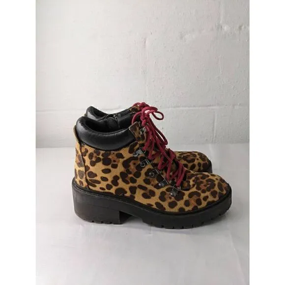 Skechers Teen Spirit Leopard Hiker Combat Lace up Boots Size 8.5 Y2K Chunky Plat