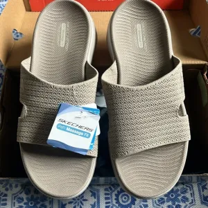 Sketchers Massage Fit Sandals