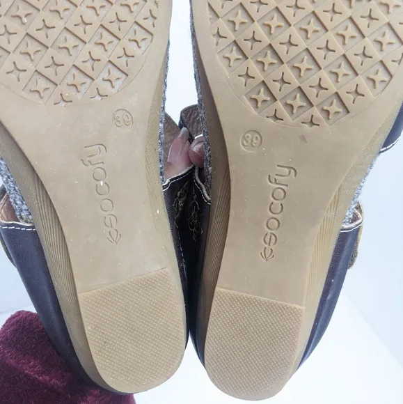 Socofy leather floral sandals