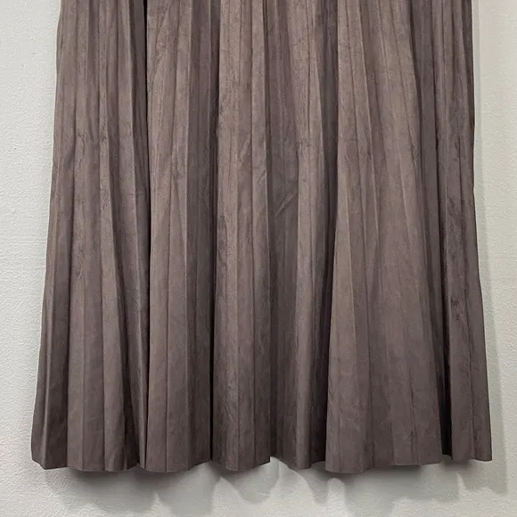 Soft Surroundings Pleated Skirt Size L Faux Suede A-Line Midi Brown Western Boho