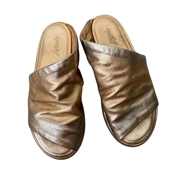 🛑SOLD🛑 Marsèll Metallic Sandals Size 39 or 8.5 Rose Gold Leather Bohemian