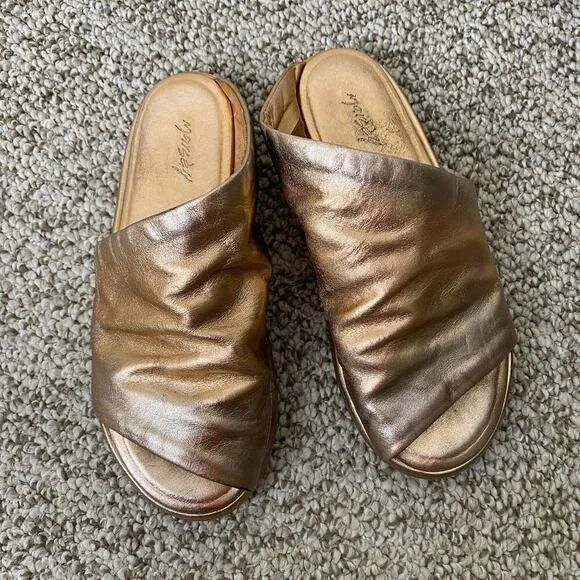 🛑SOLD🛑 Marsèll Metallic Sandals Size 39 or 8.5 Rose Gold Leather Bohemian