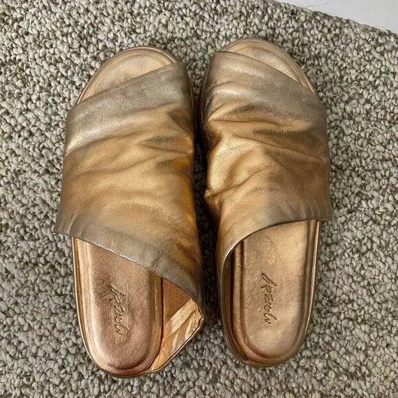 🛑SOLD🛑 Marsèll Metallic Sandals Size 39 or 8.5 Rose Gold Leather Bohemian