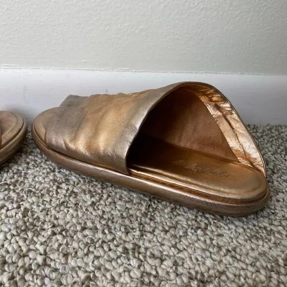 🛑SOLD🛑 Marsèll Metallic Sandals Size 39 or 8.5 Rose Gold Leather Bohemian