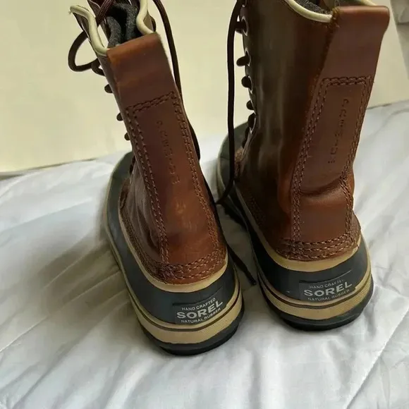 Sorel 1964 CVS premium boots size 6 waterproof