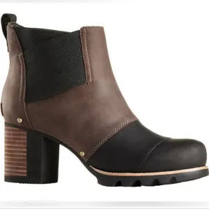 Sorel Addington Chelsea boots size 9