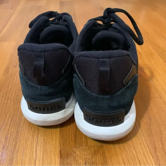 Sorel black and white sneakers size 8.5