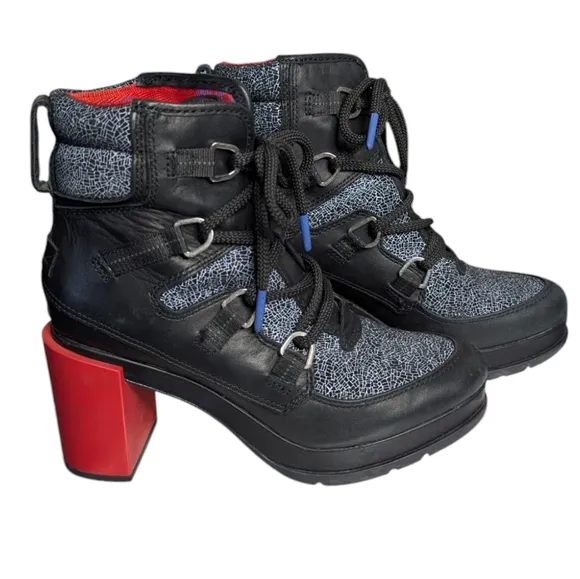 Sorel Black Lace Shatter Leather Boots w/ Red Chunky Heel Ankle Boots Size 7.5