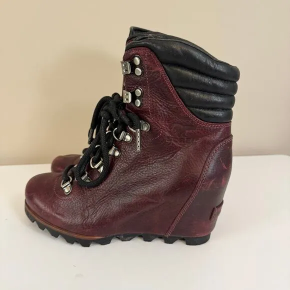 Sorel Conquest Wedge Lace Up Ankle Boots Womens 6.5 Burgundy Leather Waterproof