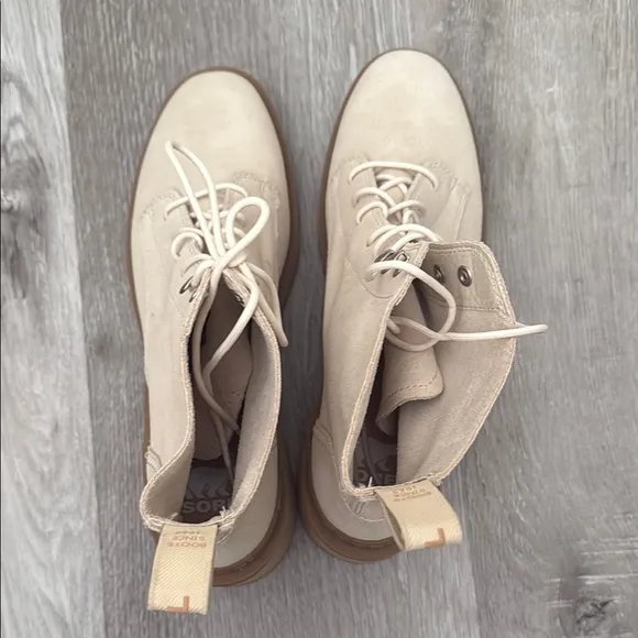 Sorel Hi-Line Heel Cream Lace Up Boots with Chunky Heel