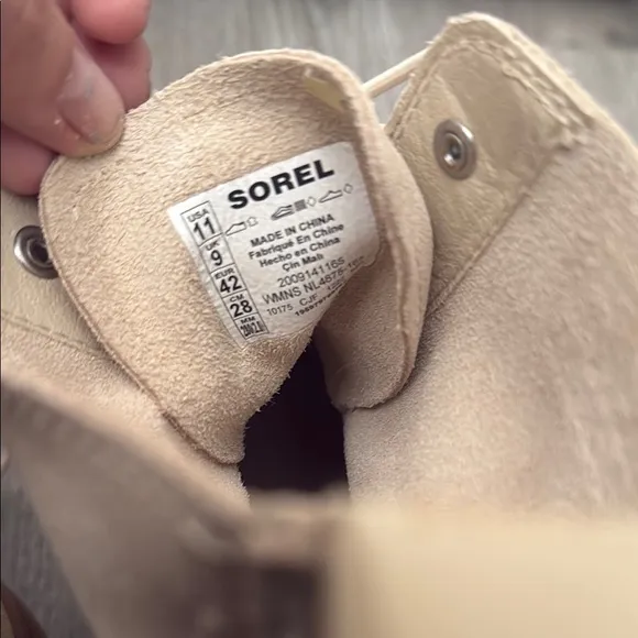 Sorel Hi-Line Heel Cream Lace Up Boots with Chunky Heel