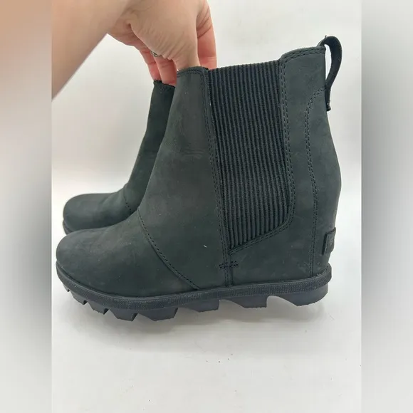 Sorel Joan of Arctic Platform Wedge II Chelsea Boots Bootie, Black Leather 7.5