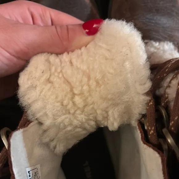 Sorel phoenix short lace boots waterproof