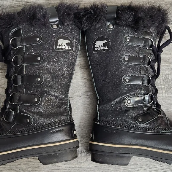 Sorel Tofino Glitter Black Waterproof Lace-Up Fleece Lined Boots