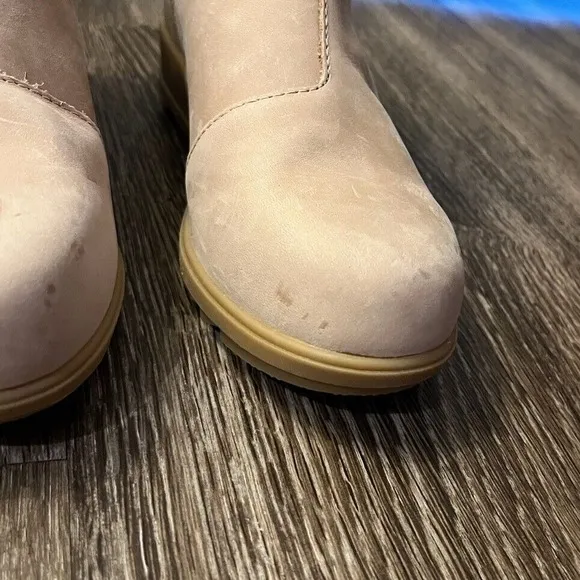 Sorel Waterproof Wedge Heel Ankle Booties Side Zip Up Taupe Size 7.5