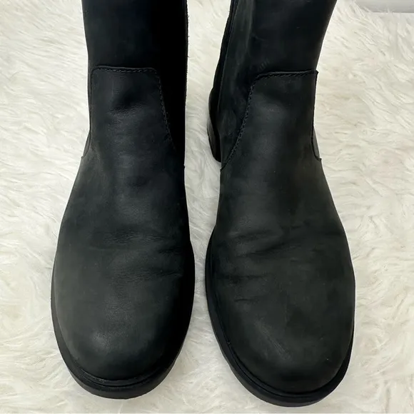Sorel Women’s Emelie II Zip Waterproof Boots Size 8