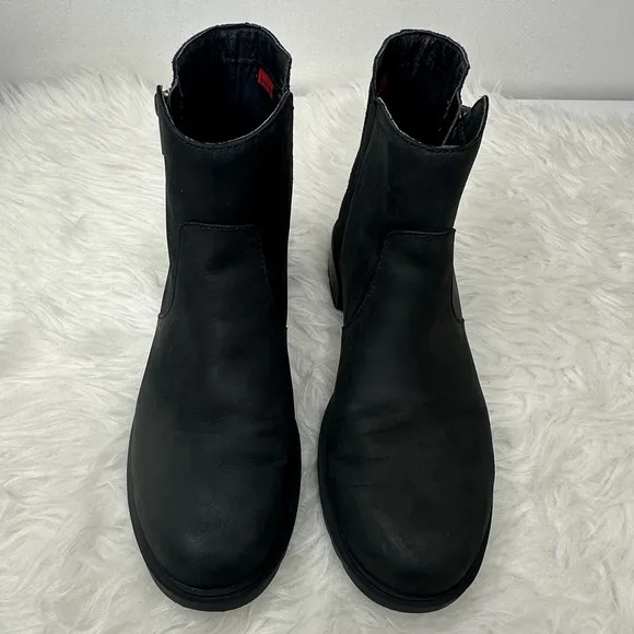 Sorel Women’s Emelie II Zip Waterproof Boots Size 8