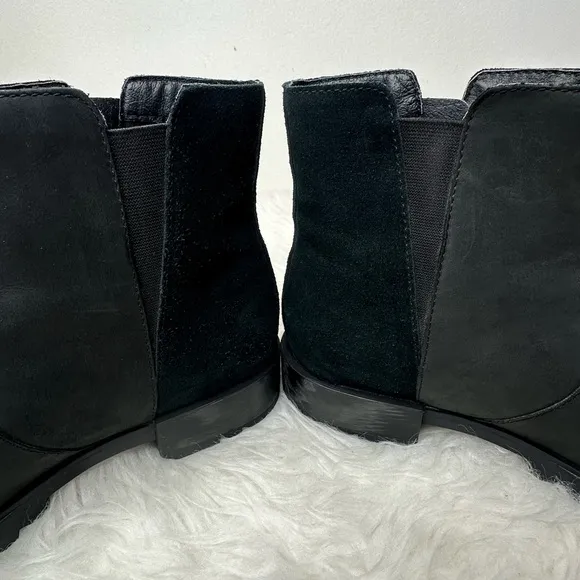 Sorel Women’s Emelie II Zip Waterproof Boots Size 8
